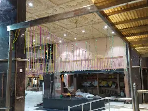 GiriRaj Ji Mandir