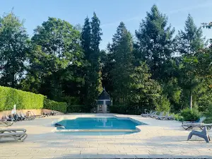 Camping du Château de Montrouant
