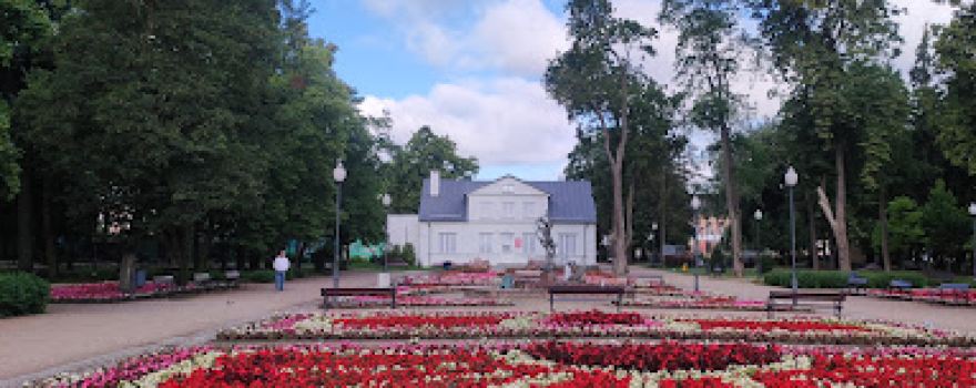 Park miejski w Mławie