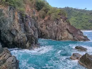 Ampere Beach And Rock Formations