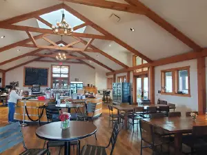 Mountain View Vineyard, Winery, Brewery & Distillery