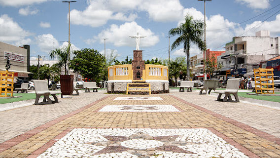 Square Christ the King