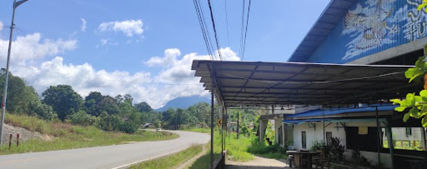 Lapangan Futsal Elang Sekayam