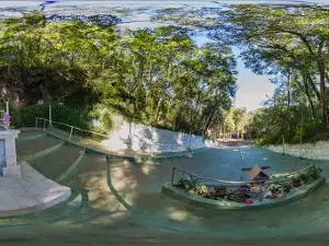 Gruta Nossa Senhora de Lourdes