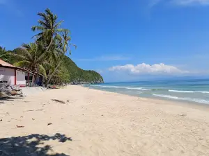 Khwaeng Phao Beach