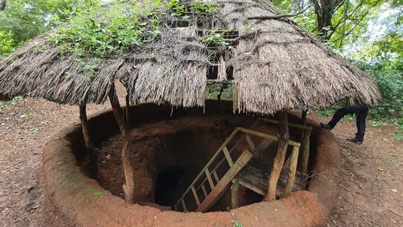 Parc Archaeologique d'Agongointo/ Underground village Bohicon