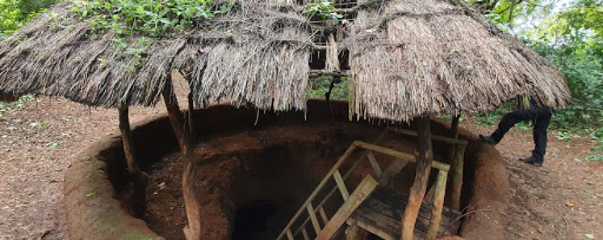 Parc Archaeologique d'Agongointo/ Underground village Bohicon