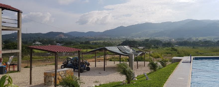 Parque de aventuras y diversiones "Valle Bonito"