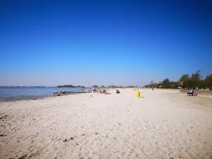 Beach Resorts Makkum