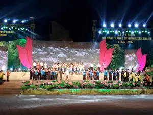Tượng Đài Phan Đăng Lưu