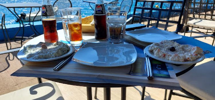 Πηγή Cafe Lounge Bar