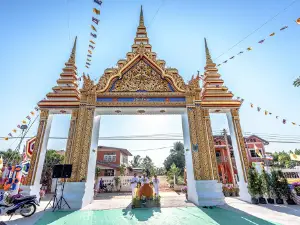Wat Charoen Si Suk