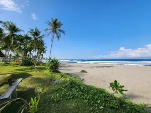 Pantai Mandiri