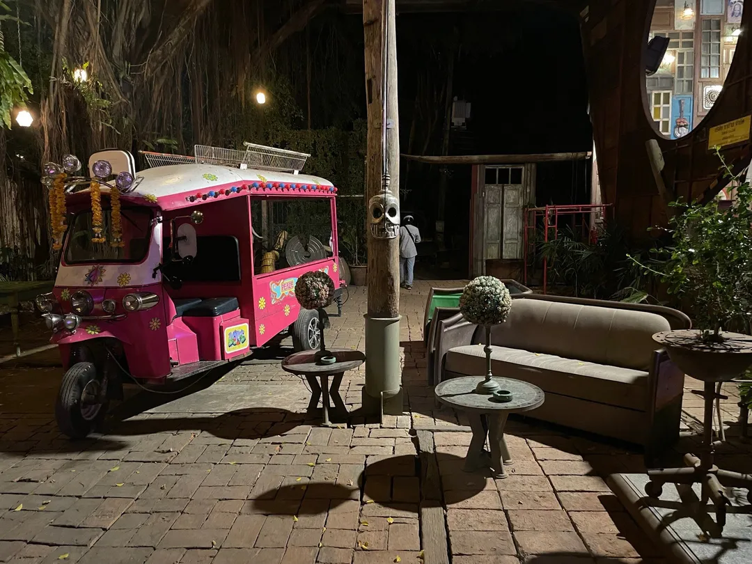 5_Junkyard Theatre Phuket