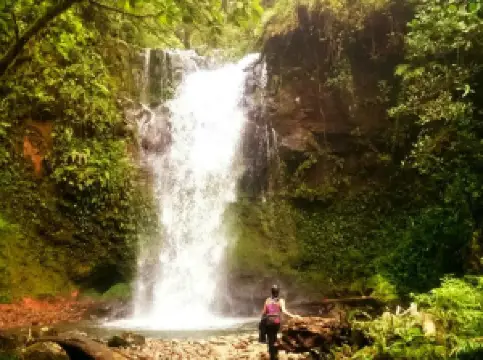 라스 트레즈 캐스카다스