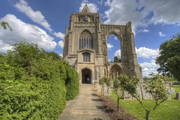 Hotels near Crowland Abbey