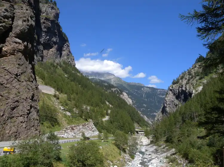 Hôtels à : Zwischbergen