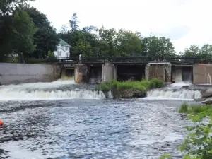 Confederation Park