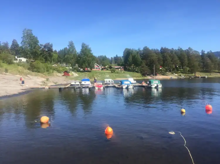 Hotels in Røyse