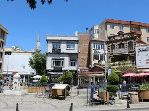 Telli Çeşme Meydanı