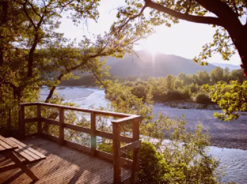 Les Chamberts, Camping & Lodges