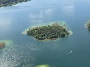Jezioro Pluszne Wielkie