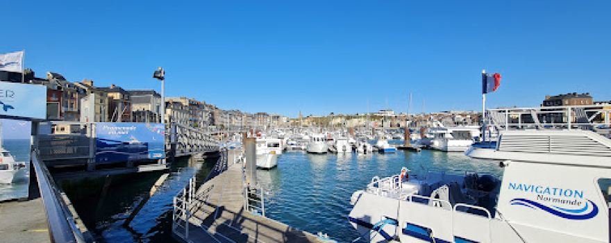 Navigation Normandy - Dieppe, Promenade and sea fishing