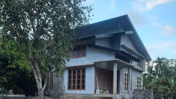 Tugu Bank BSI Bundaran Lambaro