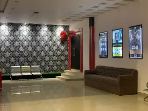 EOS Silver Screen Multiplex