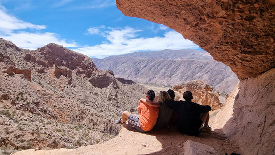 Cuevas Del Wayra Y Aguirre