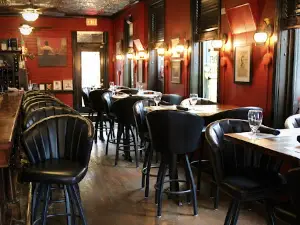 Third and Main Restaurant