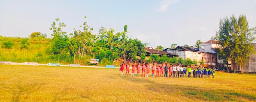 lapangan desa wudi