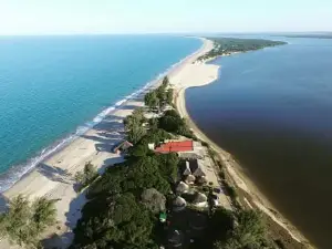 Macaneta Beach