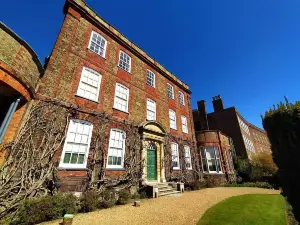 National Trust - Peckover House and Garden