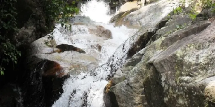 Shree Muniswarar Kulil Waterfall Temple
