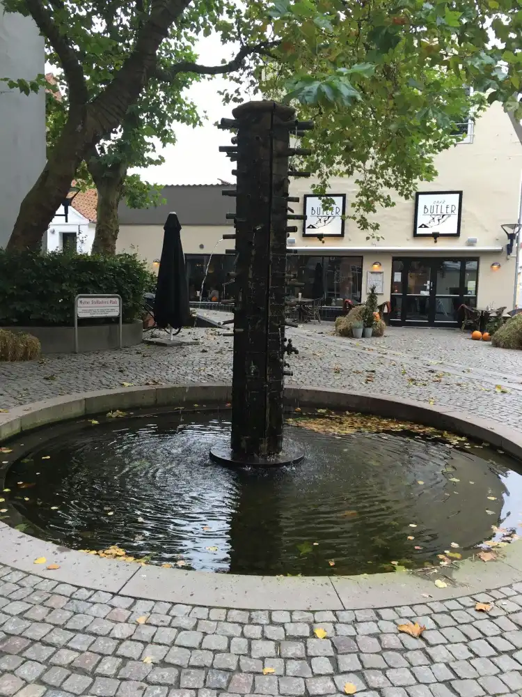 Hotels near Vandkunst