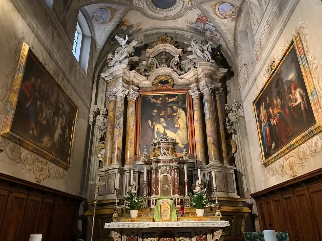 Hotels near Church of San Benedetto