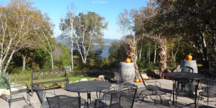 River View Vineyard & Winery