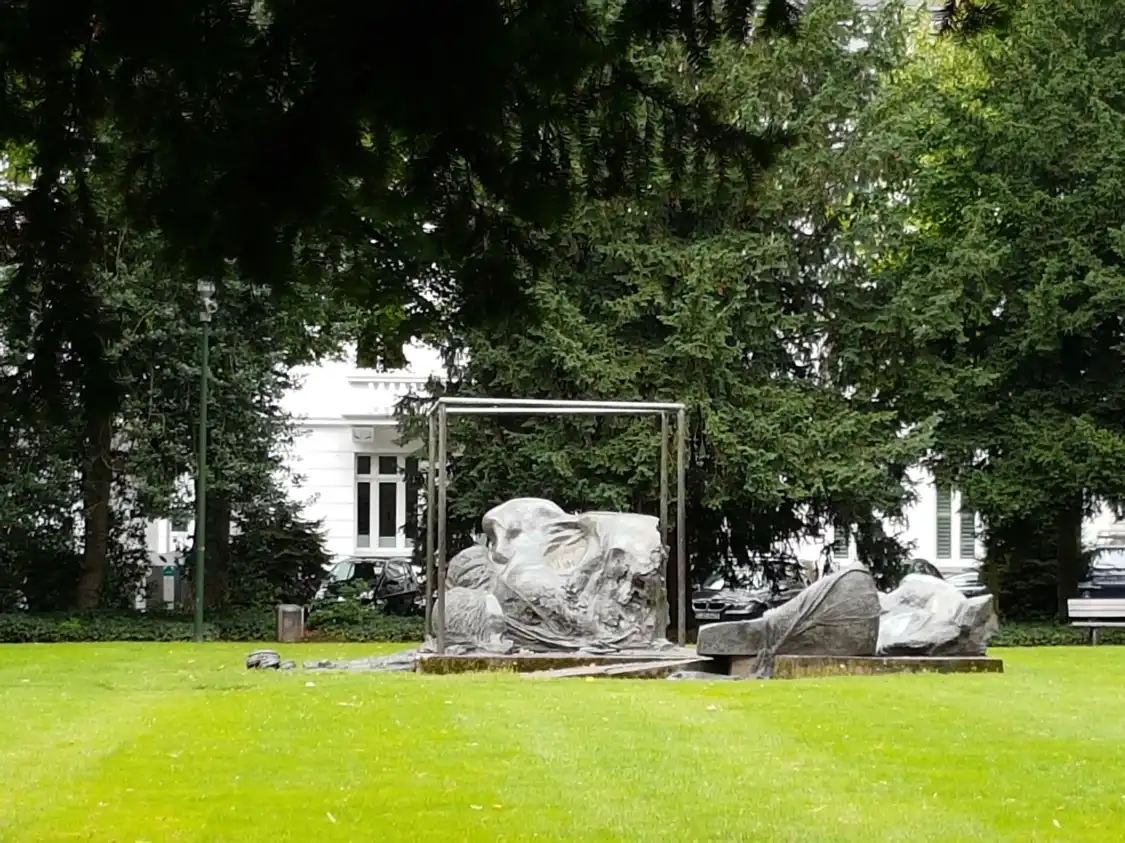 Hotels near Heinrich-Heine-Denkmal