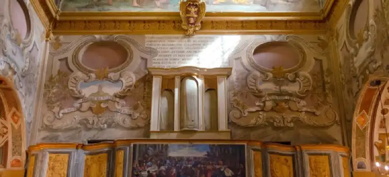 Hotels in Todi