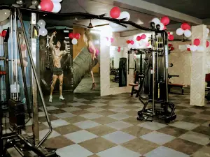 THE FITNESS CLUB