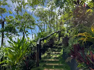 カニジューガン・ピーク・リトリート・アンド・キャンプサイト