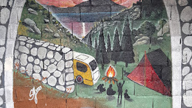 Campania in Albania Camping