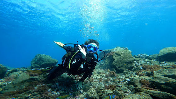 Deep Ocean Diver
