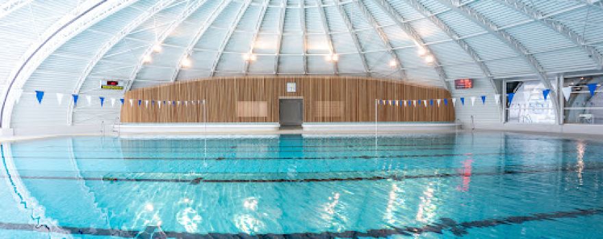 Piscine des Abrets