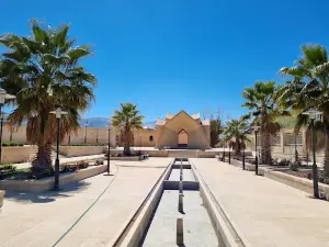 Ahmad Neyrizi Tomb