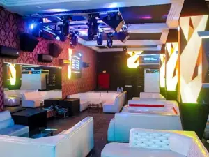 Lion's Discothèque Yakro