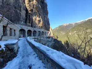 Karadağ Şelalesi