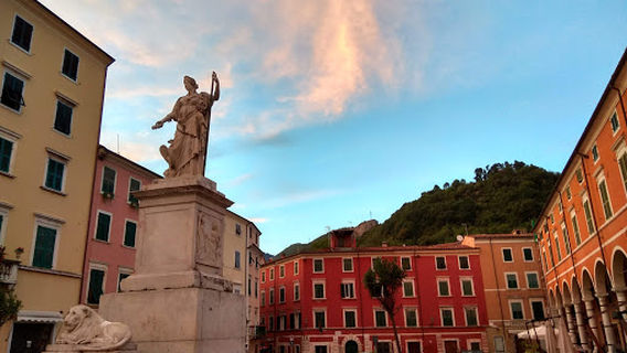 Monument to Marble Mining
