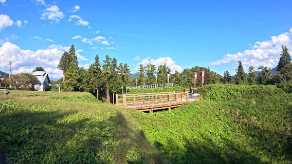 Nagurumi Castle Ruins